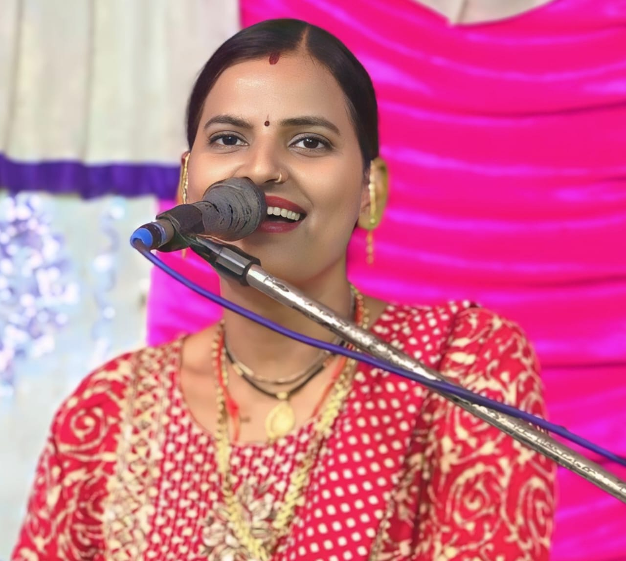 स्वर कोकिला श्रीमती क्रांति माला